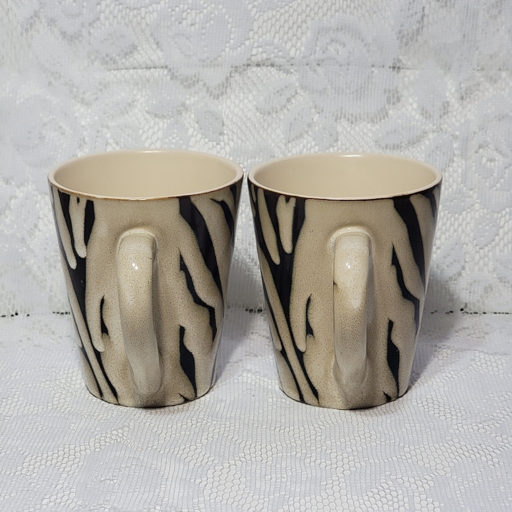 Set of 2 Vintage Soho Loft Stoneware Zebra Print Pattern Mugs Black Beige - Picture 4 of 17